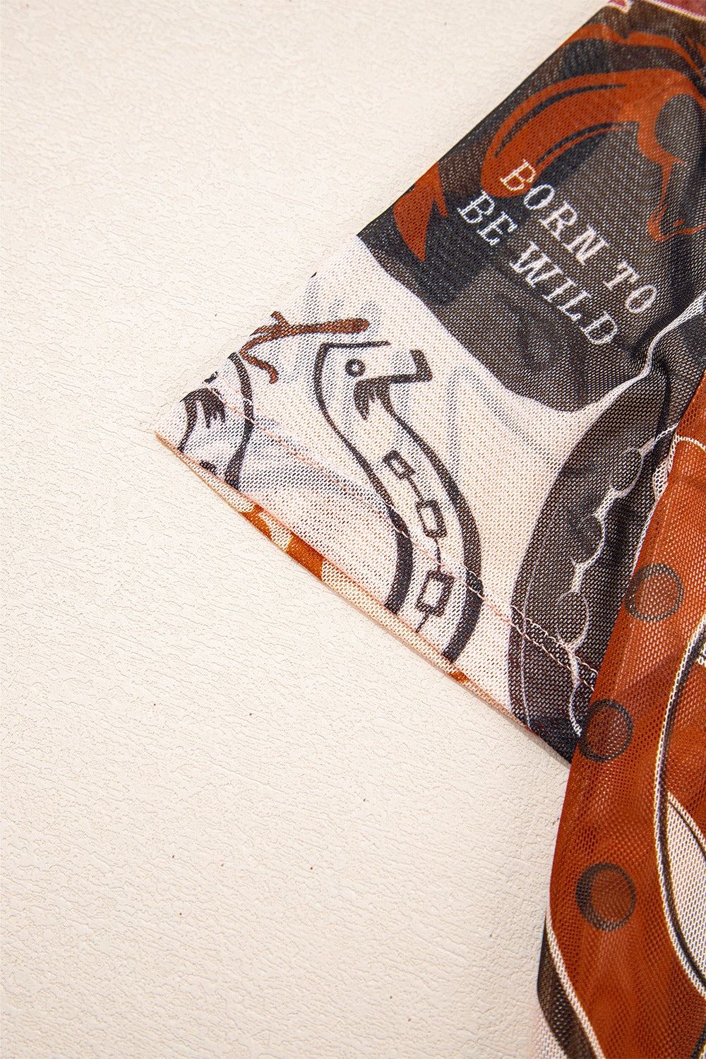 Western Horseshoe Printed Mesh Short Sleeve T Shirt.