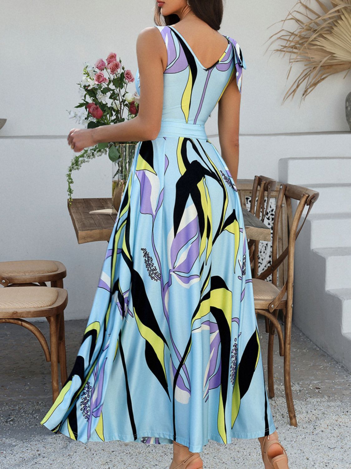 Devine Printed Sleeveless Maxi Dress.