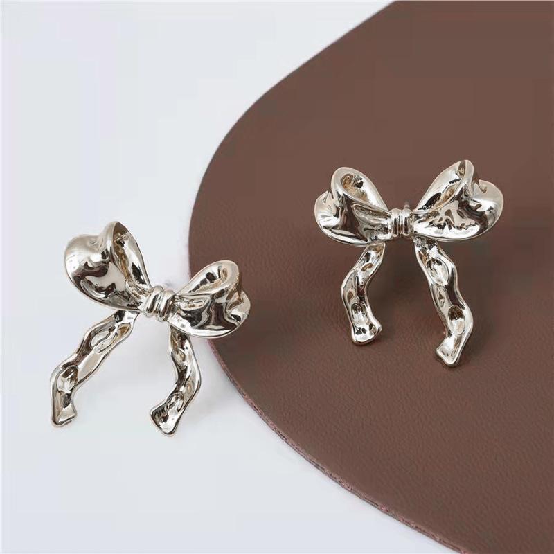 Bow Earrings Simple Style Fashionable And Versatile Earrings.
