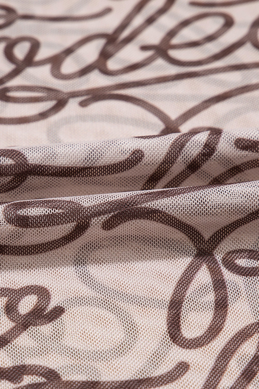 Printed Round Neck Short Sleeve Mesh T-Shirt.