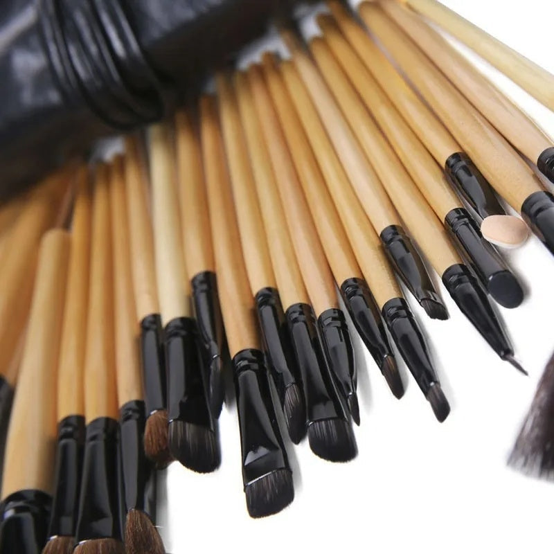 Gift Bag Of 24 Pcs Makeup Brush Sets Professional Cosmetics Brushes Eyebrow Powder Foundation Shadows Pinceaux Make Up Tools A&S Collection