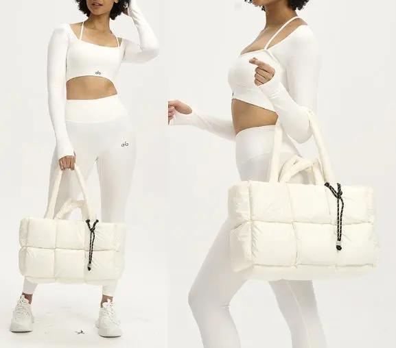 Elegant white puff tote: spacious, stylish, perfect for winter A&S Collection