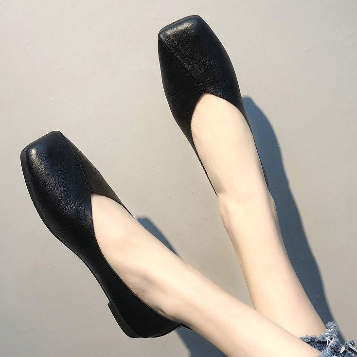 Exquisite luxury sneakers designed for ultimate comfort and style, perfect for the discerning fashion enthusiast.