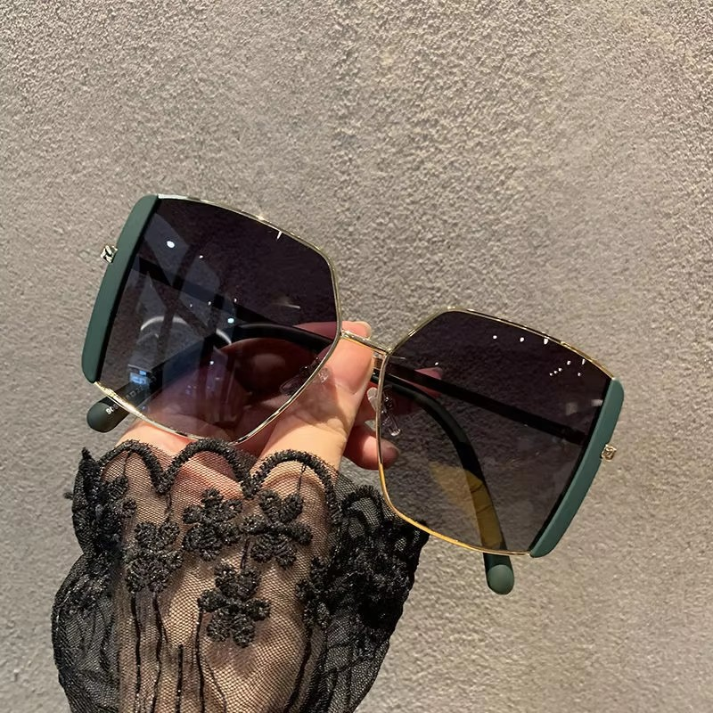 New Round Customize Logo Name Sunglasses Manufacturer Luxury Designer Sunglasses  Women Big Sunglasses A&S Collection