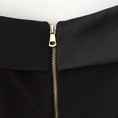 Autumn/winter celebrity fashion: Lion button double-breasted open-shoulder dress with a collar. A&S Collection