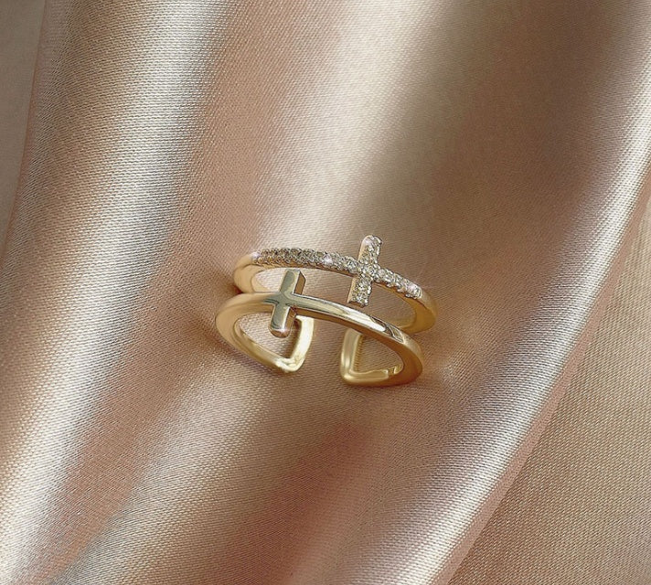 Double Cross Miniature Ring: Elegant Copper Design with Inlaid Zircon – Perfect for Adding a Touch of Sparkle and Sophistication to Any Look CJ