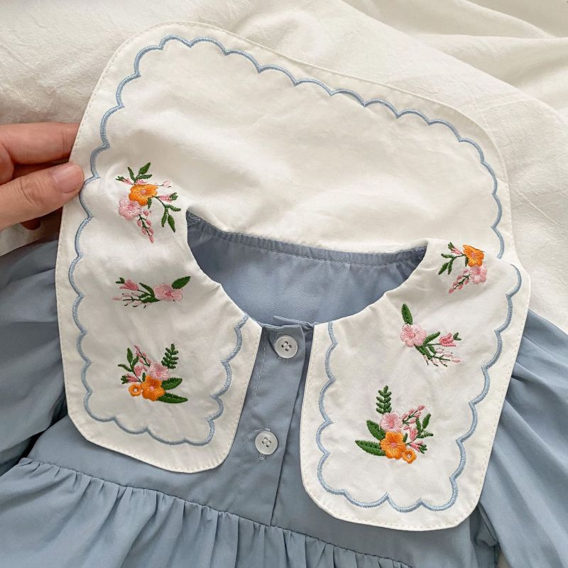 Charming baby outfit with a floral embroidered collar and blue beret A&S Collection