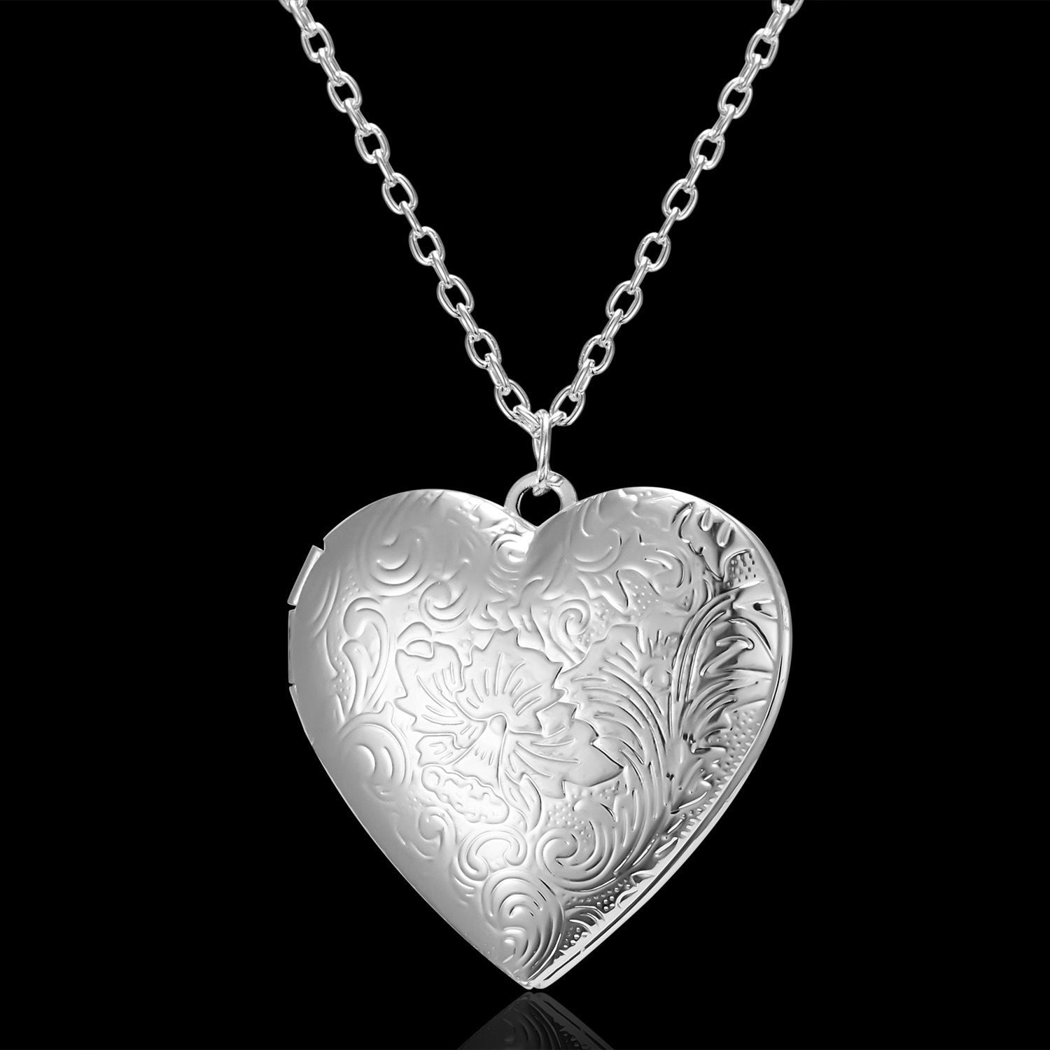Carved Design Love Necklace Personalized Heart-shaped Photo Frame Pendant Necklace For Women Family Jewelry For Valentine's Day A&S Collection