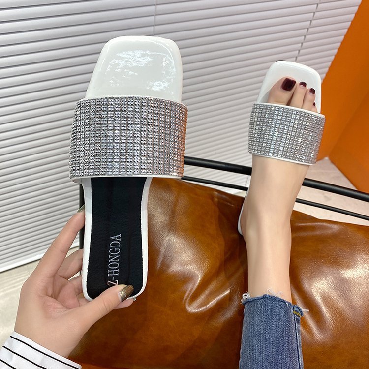 Comfortable square-toe sandals in European and American style A&S Collection