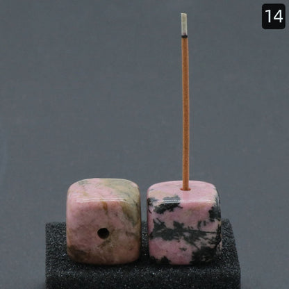 Exquisite crystal agate incense holders—add elegance to any space. CJ