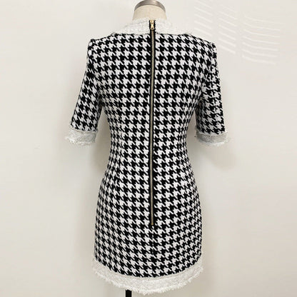 Autumn/winter new European and American trade star temperament round collar lion buckle beard edge tweed plaid dress A&S Collection
