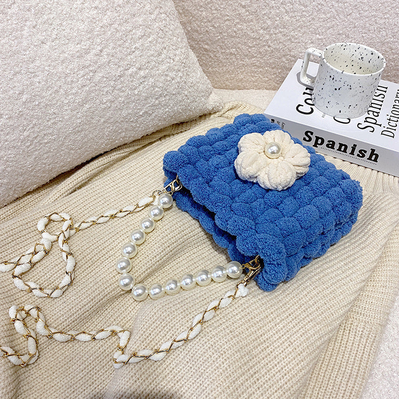 Charming hand-woven DIY bag: perfect gift for her. A&S Collection