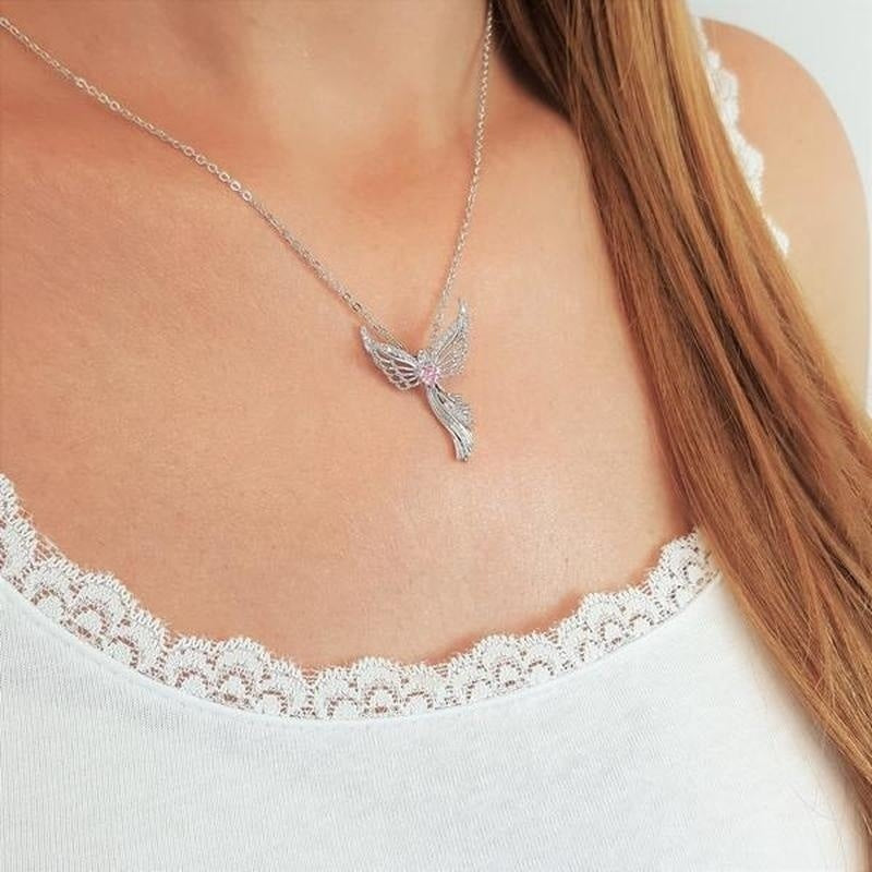 Exquisite Christian Virgin Mary Pendant: Elegant Peng Yi Design – A Perfect Symbol of Faith and Blessings, Ideal for Gifts or Personal Inspiration CJ