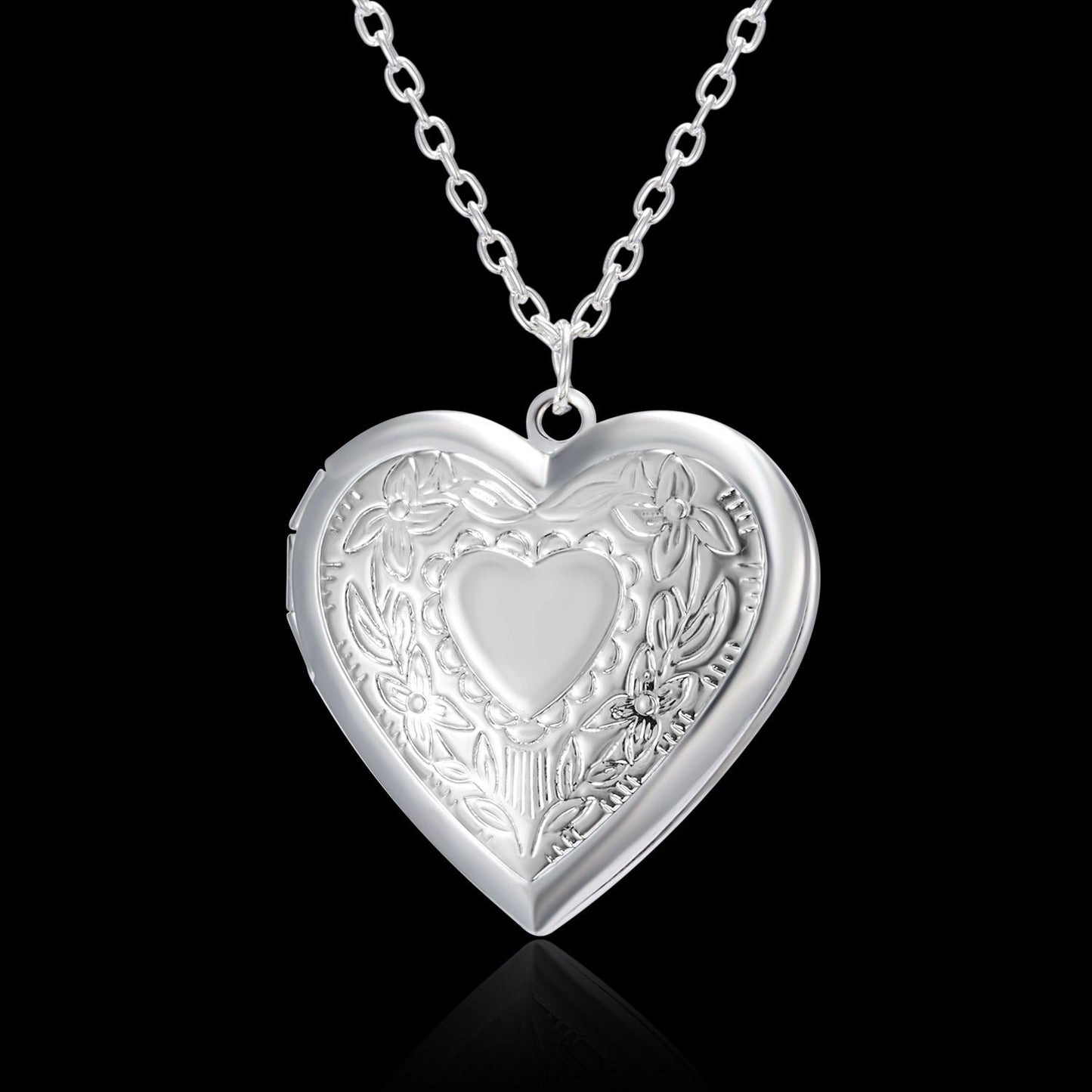 Carved Design Love Necklace Personalized Heart-shaped Photo Frame Pendant Necklace For Women Family Jewelry For Valentine's Day A&S Collection