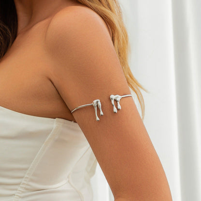 Stylish lava-inspired armband: unique design, elegant liquid metal finish A&S Collection