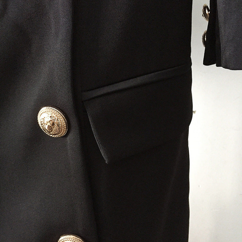 Autumn/winter celebrity fashion: Lion button double-breasted open-shoulder dress with a collar. A&S Collection