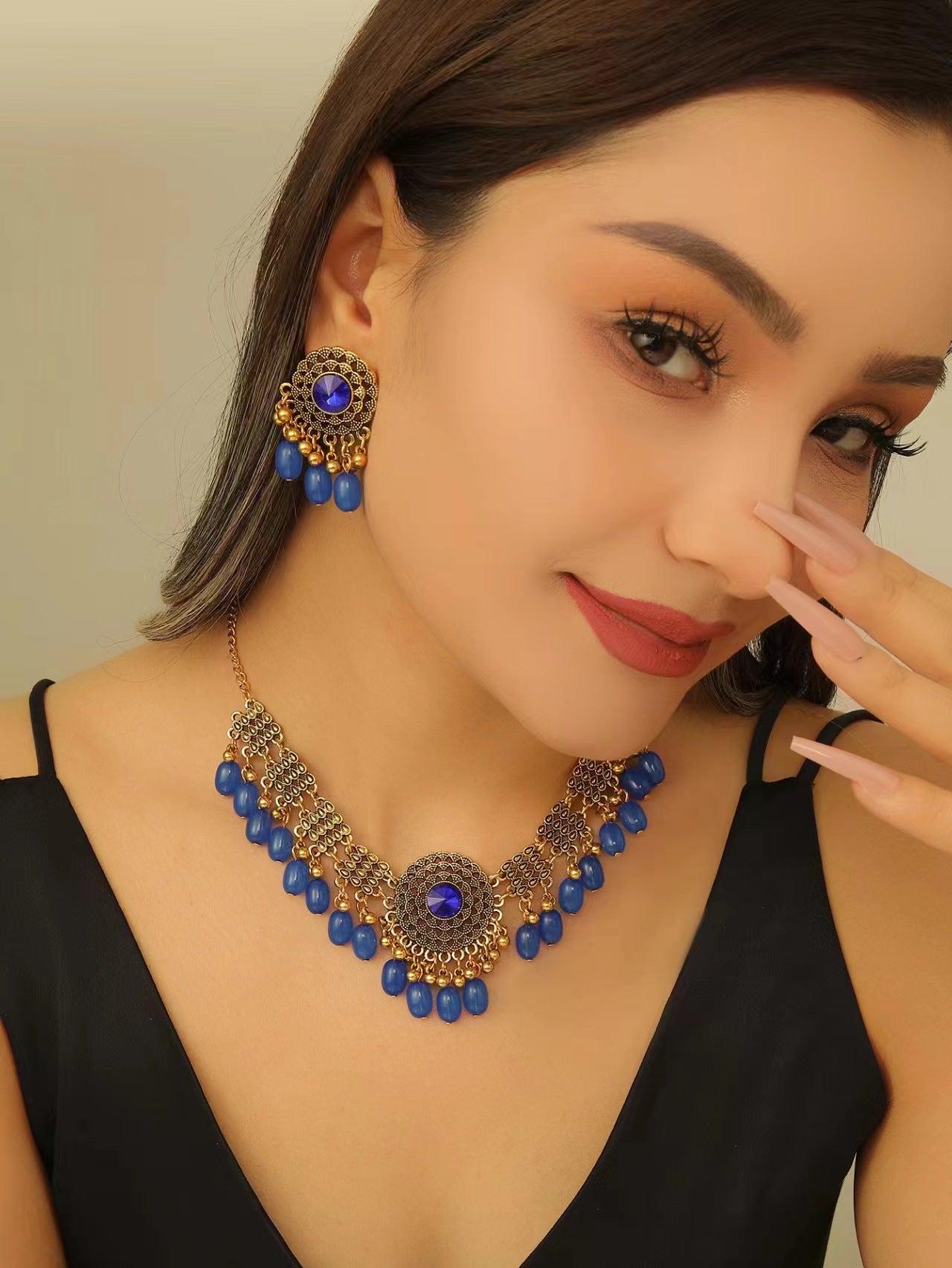 Retro Indian Style Necklace And Earrings Suite A&S Collection