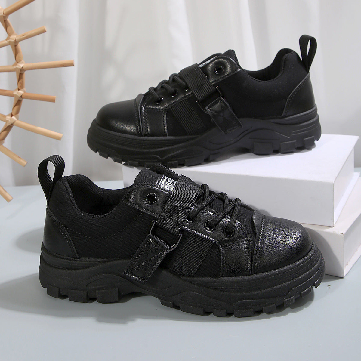 Lace-up Canvas Shoes With Hook Design Fashion Breathable Thick-soled Round-toe Casual Shoes For Women Sneakers A&S Collection