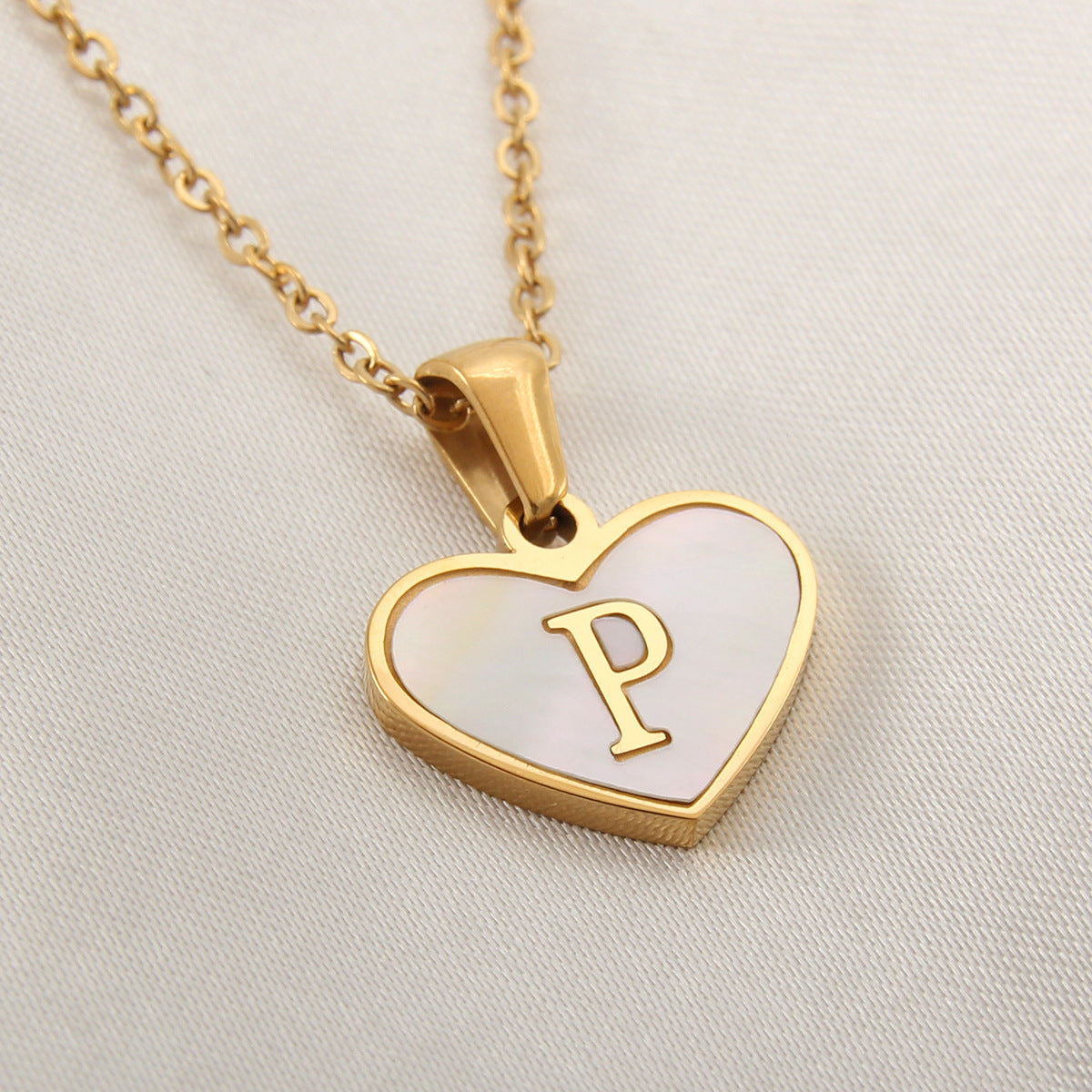 26 Letter Heart-shaped Necklace White Shell Love Clavicle Chain Fashion Personalized Necklace For Women Jewelry Valentine's Day A&S Collection