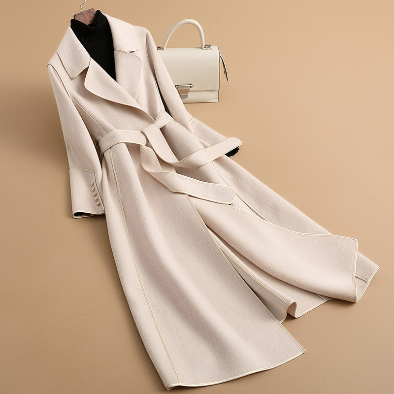 Elegant mid-length Herben-style cashmere coat, perfect for chic autumn and winter fashion." A&S Collection