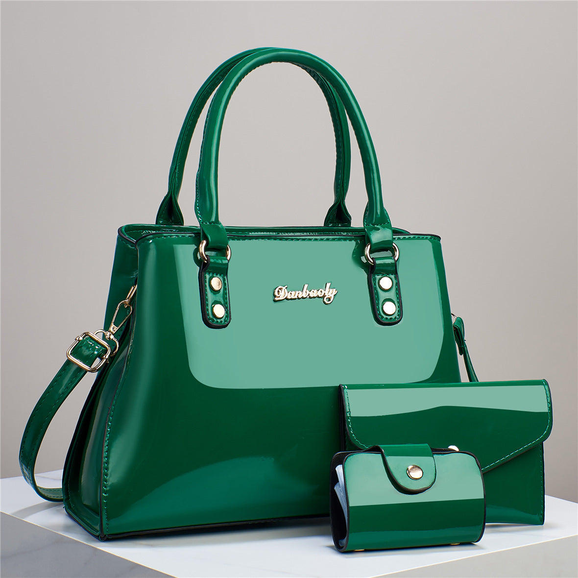 Stylish and Portable Women's Shoulder Messenger Bag: The Perfect Blend of Fashion and Functionality for Everyday Use CJ