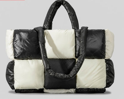 Elegant white puff tote: spacious, stylish, perfect for winter A&S Collection