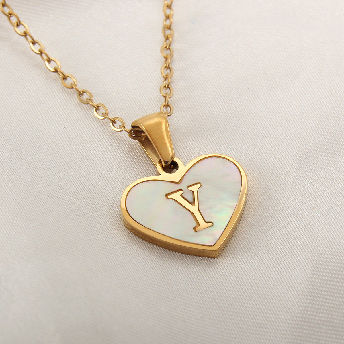 26 Letter Heart-shaped Necklace White Shell Love Clavicle Chain Fashion Personalized Necklace For Women Jewelry Valentine's Day A&S Collection