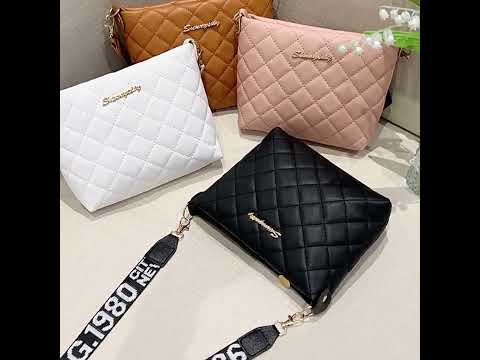 Trendy Small Messenger Bag for Women: Elegant Lingge Embroidery Design with Fashionable Chain Strap – Perfect Ladies’ Crossbody Purse for Everyday Style