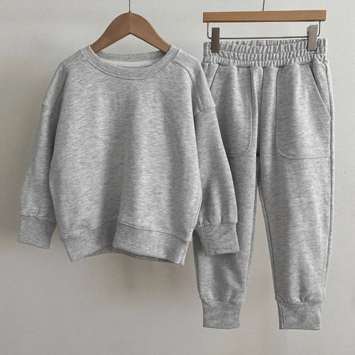 Autumn Baby Kids Unisex Casual Solid Color Long Sleeves Pullover and Chocolate Lily