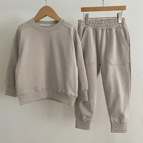 Autumn Baby Kids Unisex Casual Solid Color Long Sleeves Pullover and Chocolate Lily